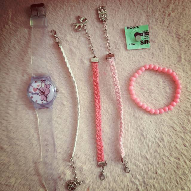 Jam tangan bt21 original