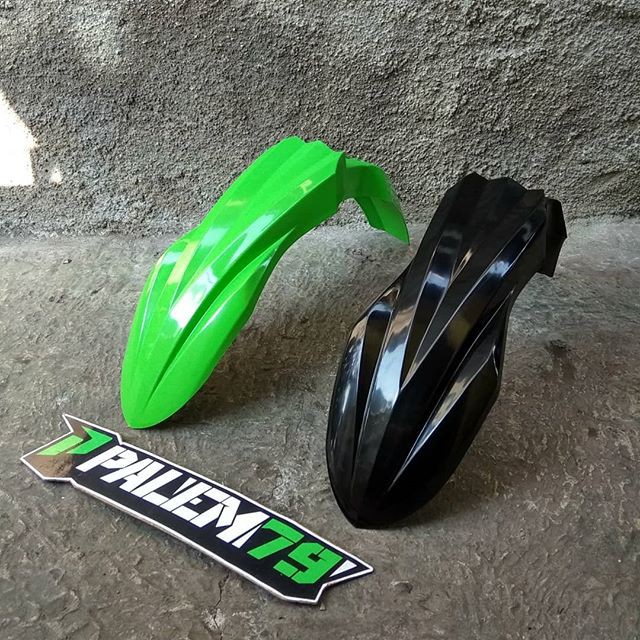 Spakbor Depan KX 250 F - Front Fender KXF 250
