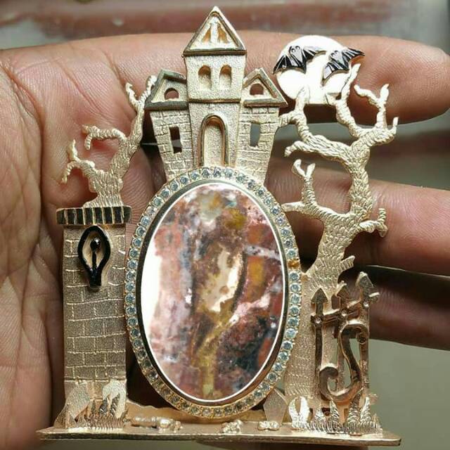 Bati akik motif kuntilanak asli natural