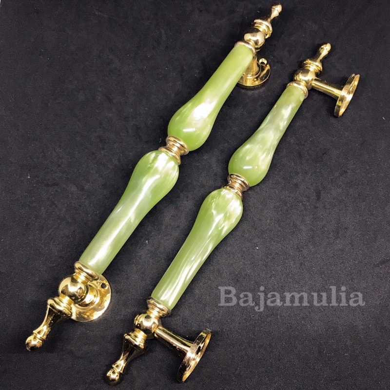 handel pintu / tarikan pintu / handel pintu kupu tarung / door handle