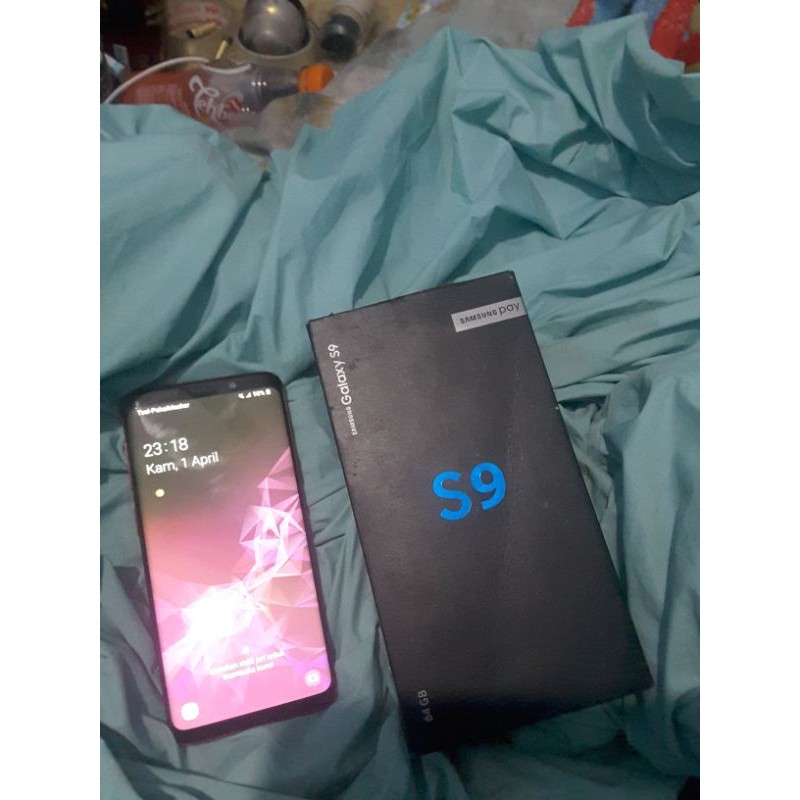 Samsung s9  minus green screan mulus