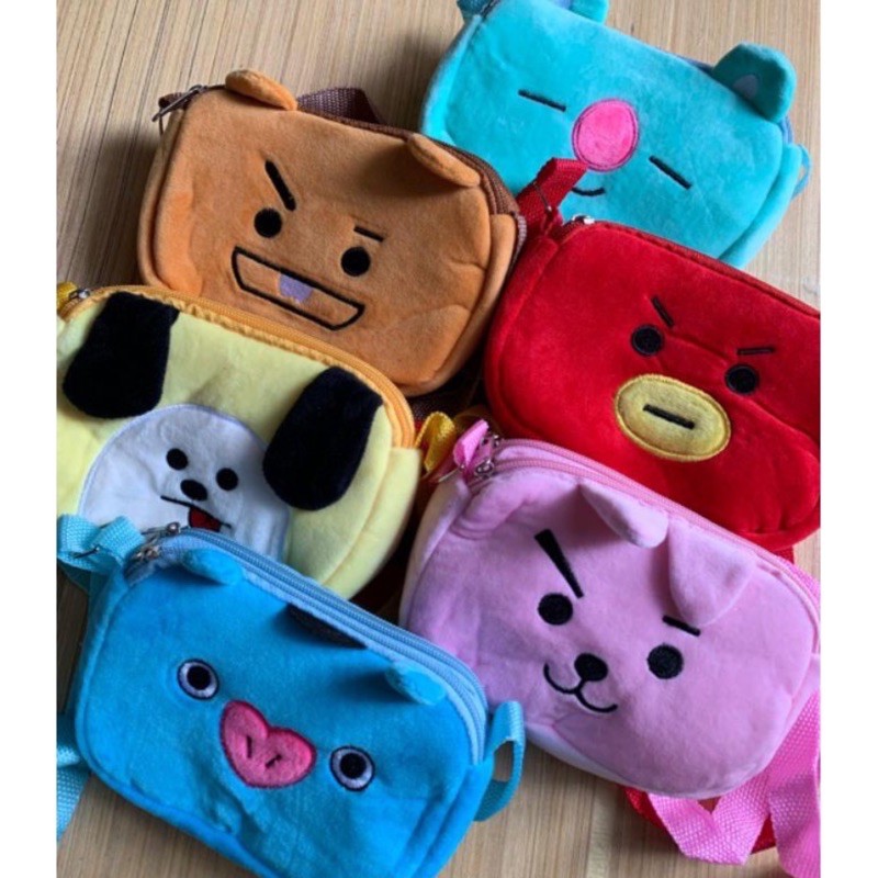 Tas Kotak Selempang Anak BT21