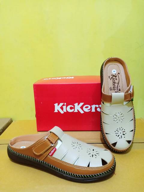 Sandal slop kickers wanita kode kc-3
