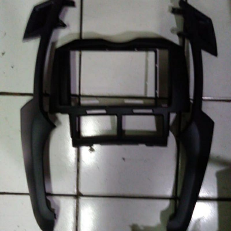 paket HU orca 7688 + kamera parkir orca automoving + frame yaris lama