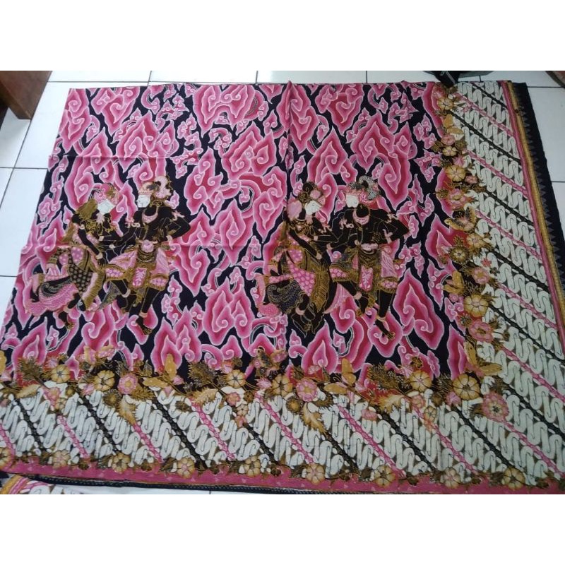batik tulis mega mendung halus