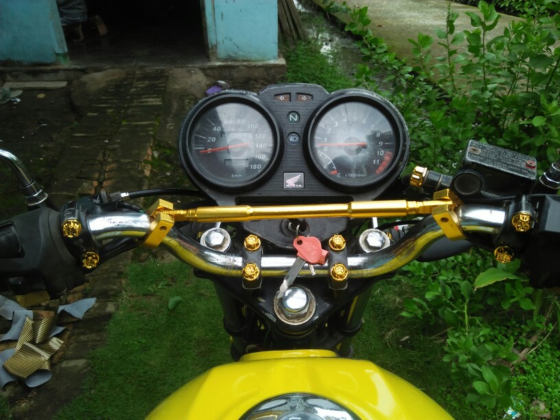 Tutup Baut Model Probolt Flower Universal