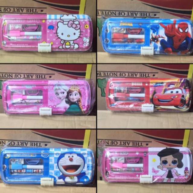 

PENSIL CASH / TEMPAT PENSIL KALENG ISI / KOTAK PENSIL KALENG ISI MOTIF