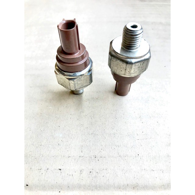 Switch Oli mobil Honda Jazz City Freed Brio