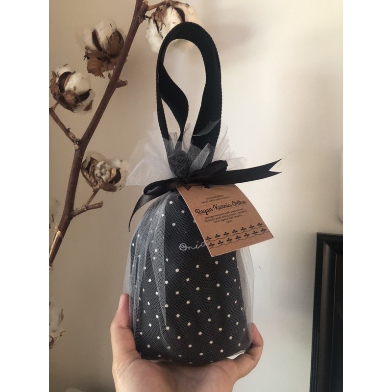 

Packaging souvenir / hampers