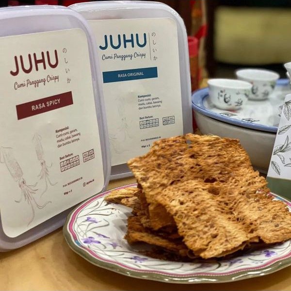 JUHU Cumi Panggang Crispy Original / Spicy (Asli dari Bali) Kemasan Kotak 100gram