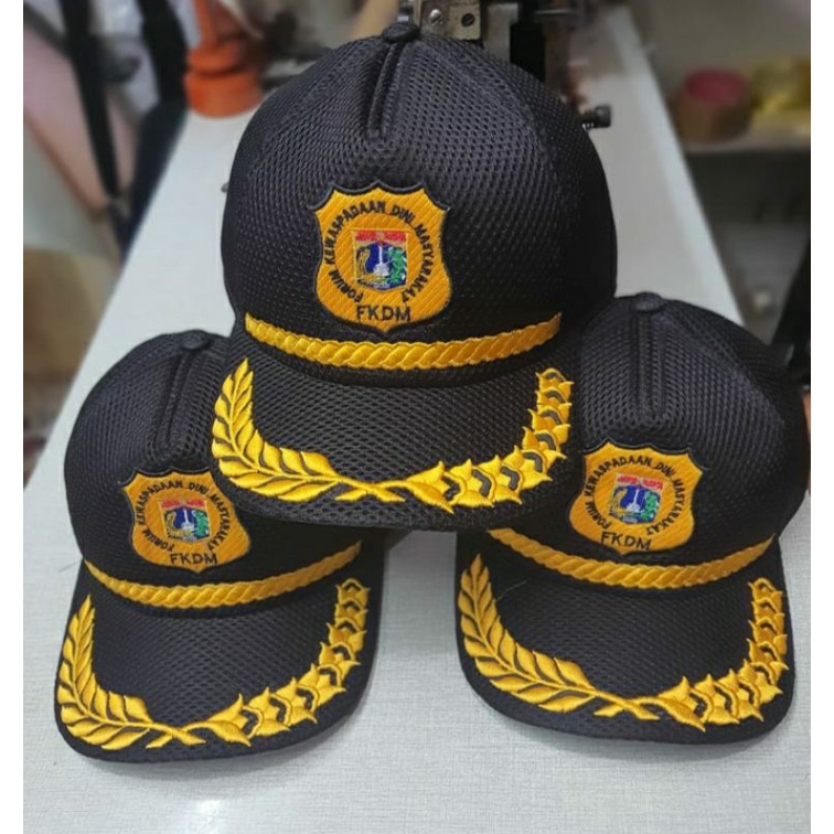 topi fkdm
