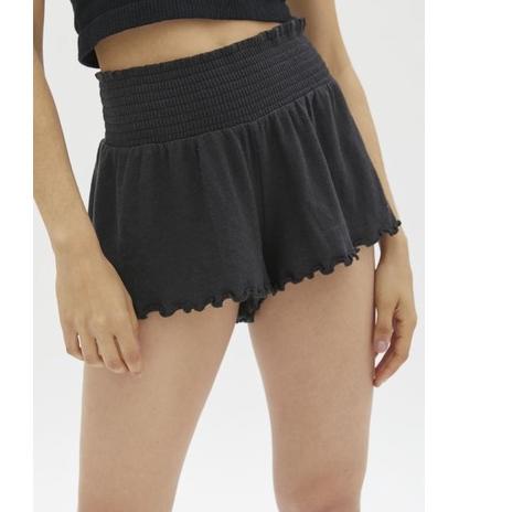 ➭ URBAN OUTFITTERS His Favorite Lettuce Edge Short | Celana Pendek UO Ruffle - 2605 ♧