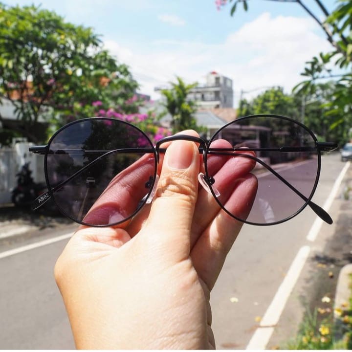 Kacamata Photocromic Berubah Warna Vintage, Unisex Sunglasses, Pria Wanita Free Box dan Lap