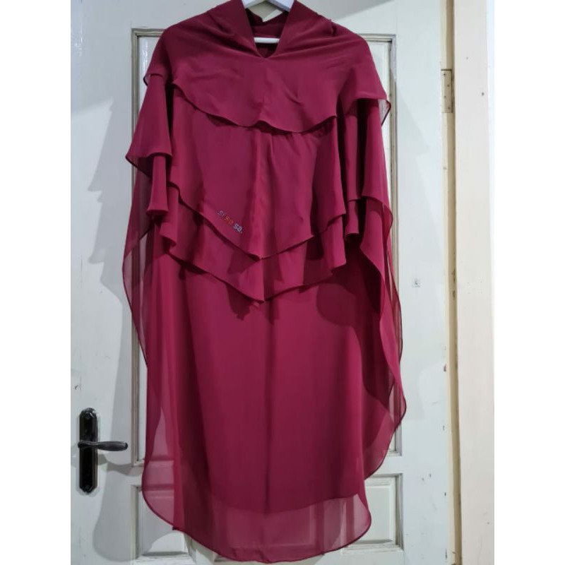 Preloved Sisesa khimar maroon