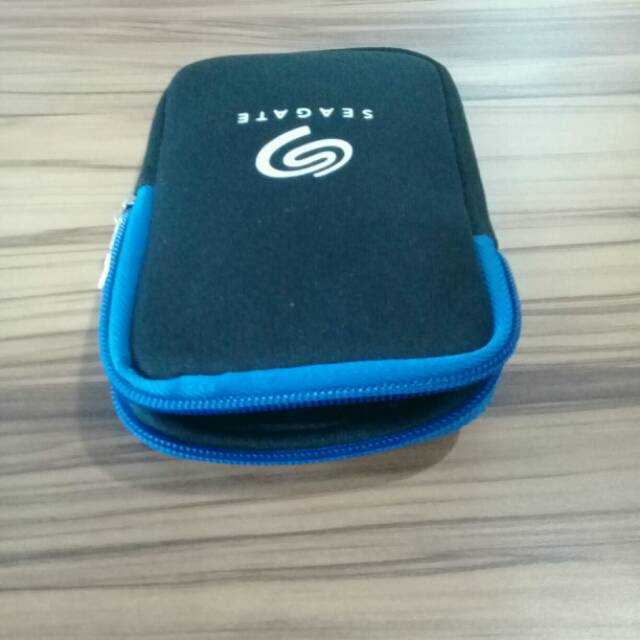 Seagate Original Pouch/ Softcase/ Case HD/ HDD/ Hardisk Eksternal 2,5&quot; - Biru