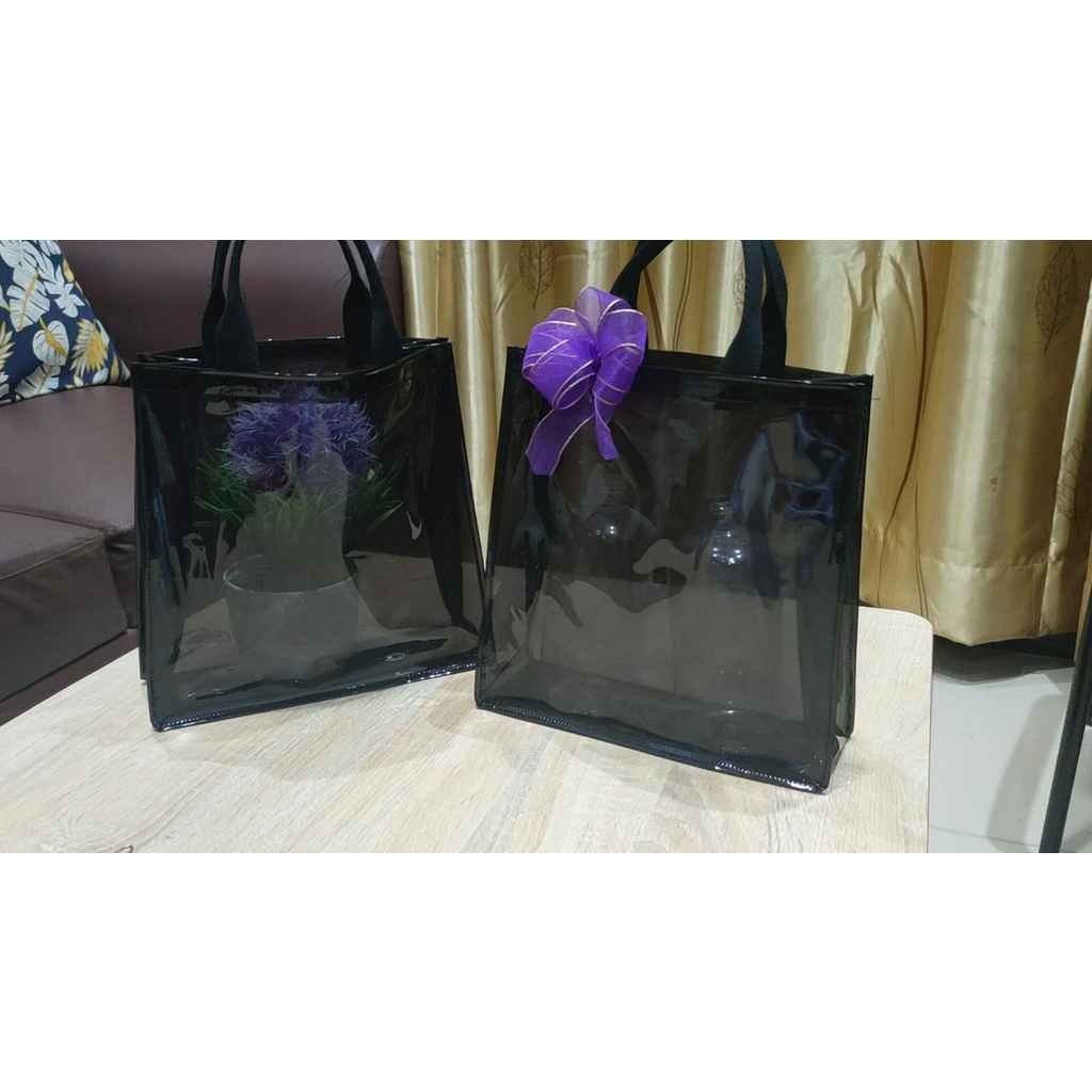 Tas mika hitam tebal size 25*7*25 cm totebag mica warna hitam tali webbing tebal