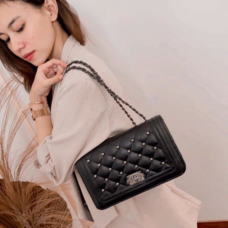 tas bahu // handbag // tas selempang Chanel full stud tas pesta tas kerja realpict best seller