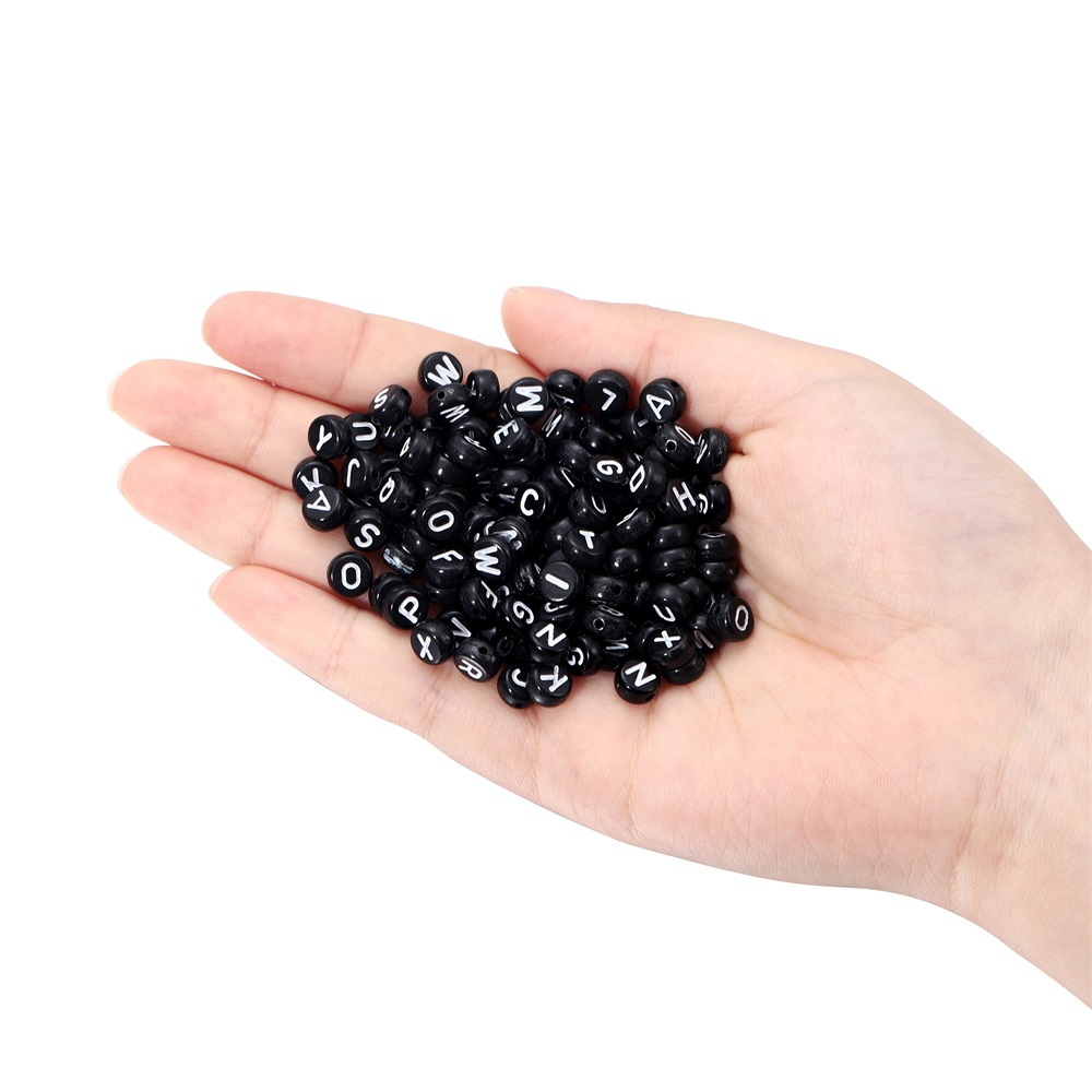 100Pcs Manik-manik huruf hitam bulat 7mm A-Z Manik manik Akrilik