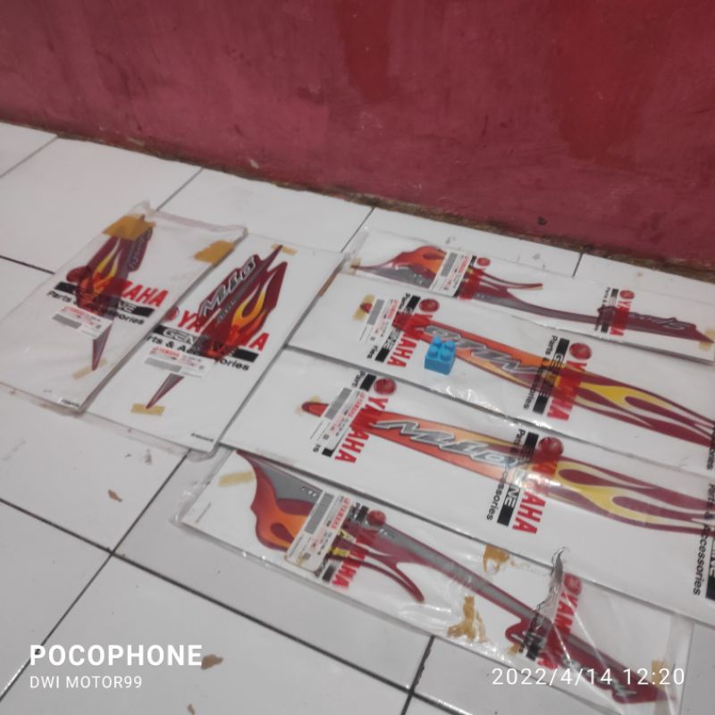 STRIPING GRAPHIC FULLSET 6 BAGIAN MIO SPORTY MERAH API ORIGINAL