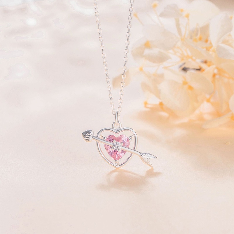 COD❤️Kalung Love Cinta Fashion Korea Perhiasan Bentuk Panah Hati Aksen Berlian Warna Pink Untuk Hadiah Ulang Tahun-A.one