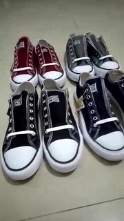  Sepatu  Converse All Star Klasik  Hitam Putih  Allstar 