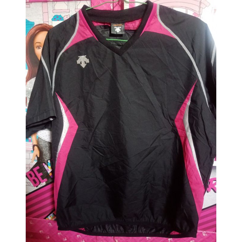 preloved baju olahraga descente original