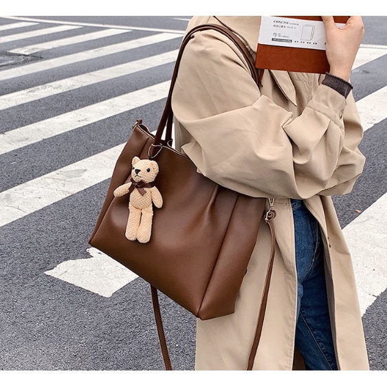 TAS SELEMPANG WANITA OIKO TEDDY TOTE BAG