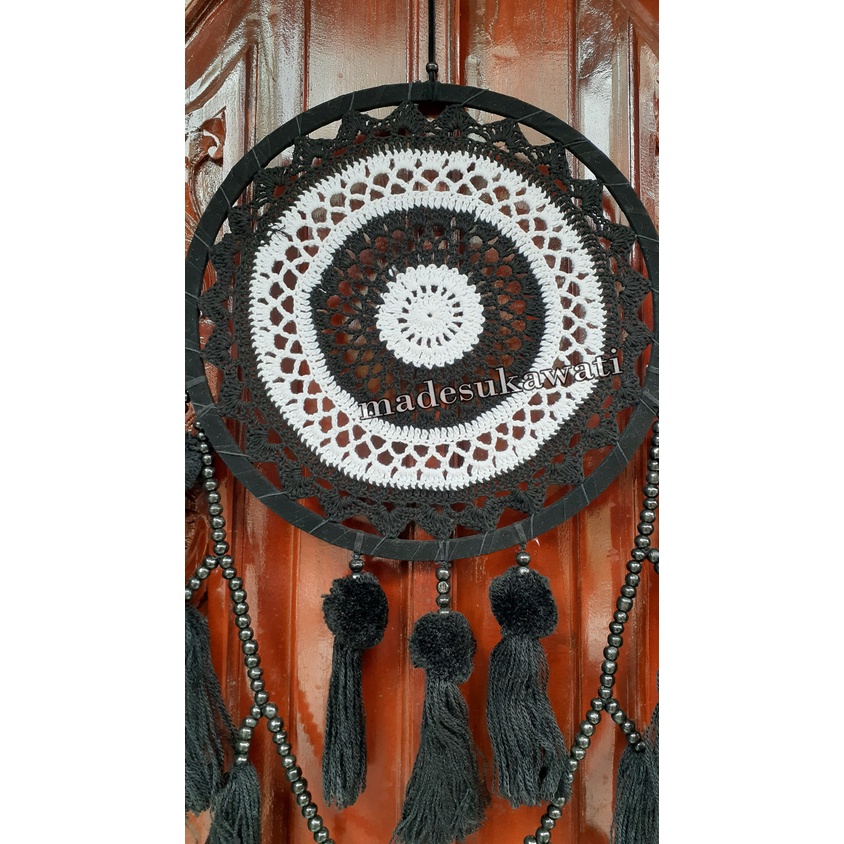 Dream catcher sulaman benang variasi kalung bola pom pom diameter 31cm