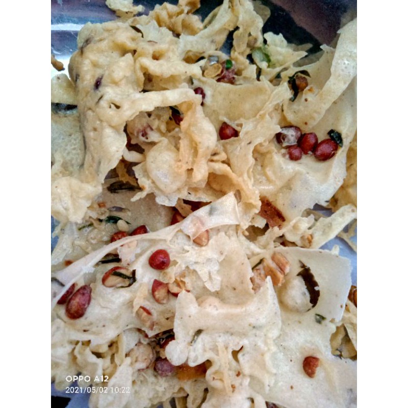 

peyek kacang dan peyek teri medan