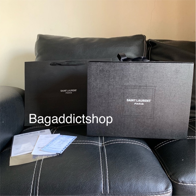 

BagAddict Box SET YeeSeL Medium (Box, Paperbag, Bill)