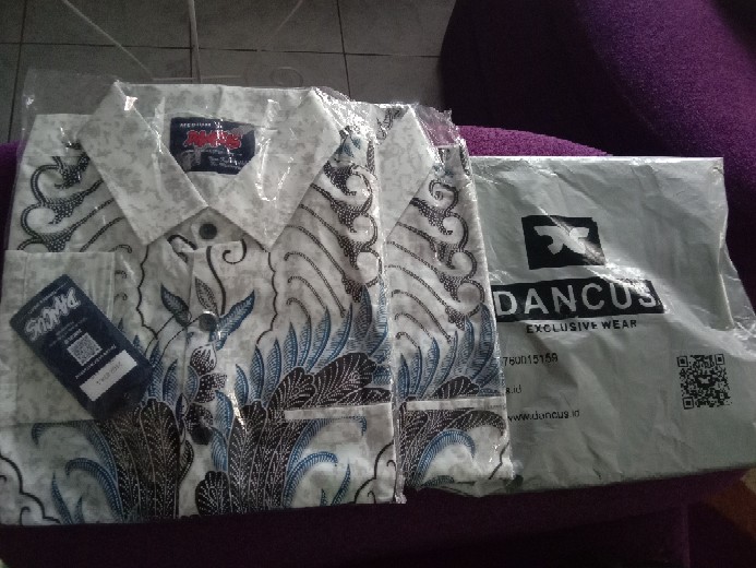 Kemeja Batik Pria Atasan Batik Modern Lengan Panjang Navy 2102.874.1