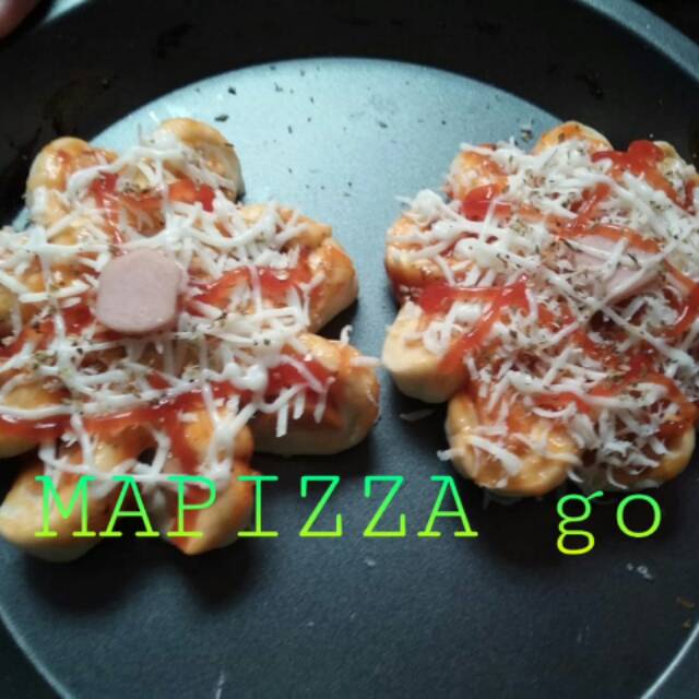 

Mapizza go( goceng)isi sosis ayam