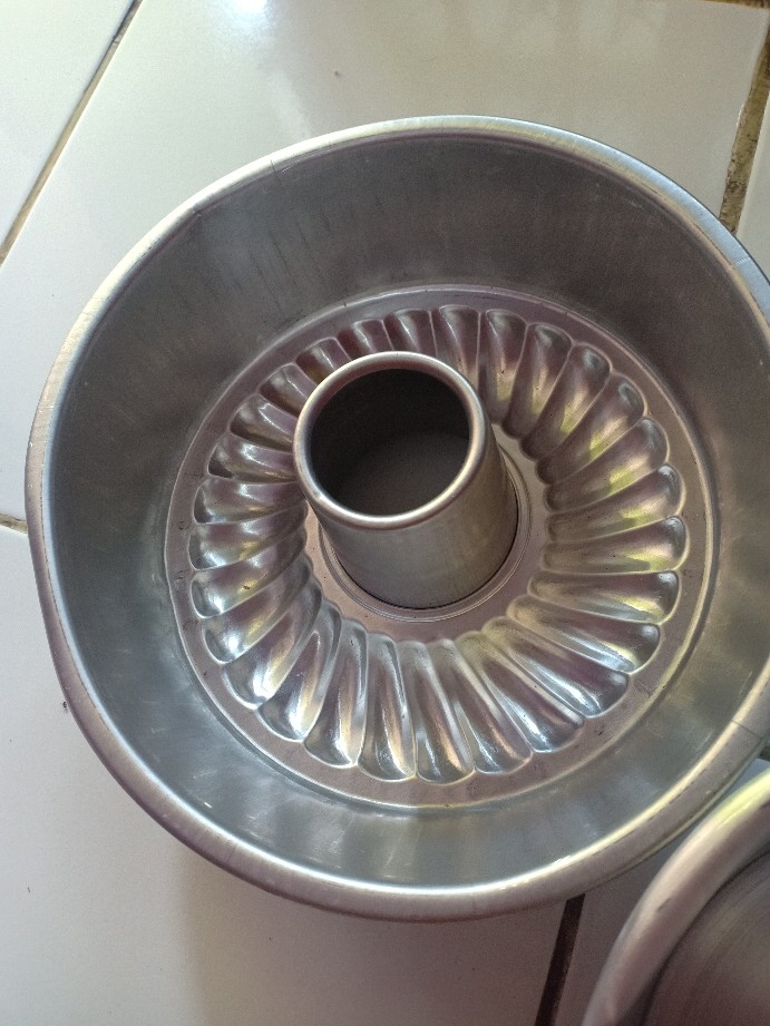 Loyang Swirl Polos Loyang Tulban Press