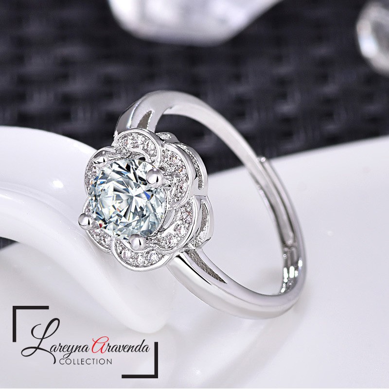 Cincin Titanium Wanita Model Bunga Kristal Crystal Mewah CC012