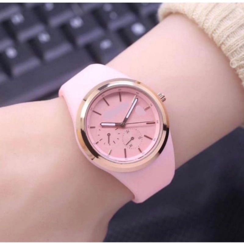 Cod)Jam Tangan Wanita Fashion FS/Gues Crono Variasi No Tanngal  Karet Strap Rubber(Dikirim Jakarta)