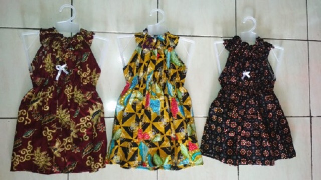 Pakaian anak dres
