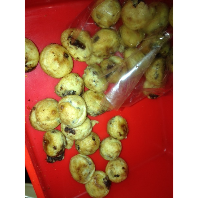 

Soes kering coklat