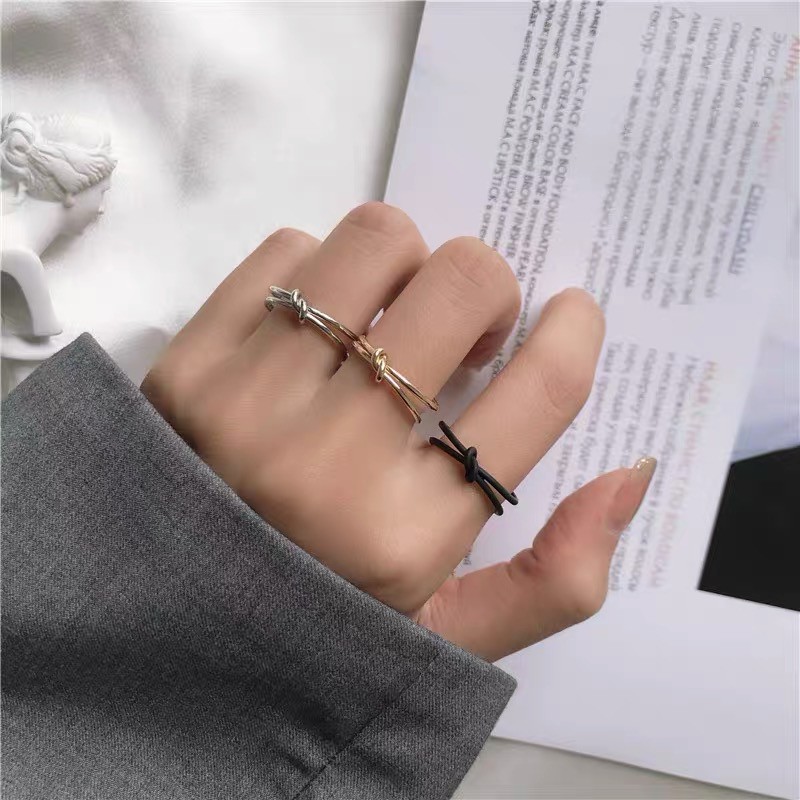 Cincin Desain Simpul Gaya Minimalis Untuk Wanita