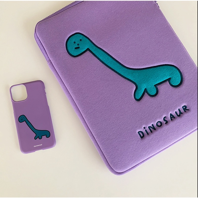 Sleeve Pouch Sarung Tas Bag Case Ipad Tab Tablet Macbook Air Pro Laptop Asus Acer Lenovo HP Huawei 11 12 13 14 15 inch Motif Gambar Kartun Cartoon Dino Warna  Ungu Purple Lilac Cute Murah Korean Model