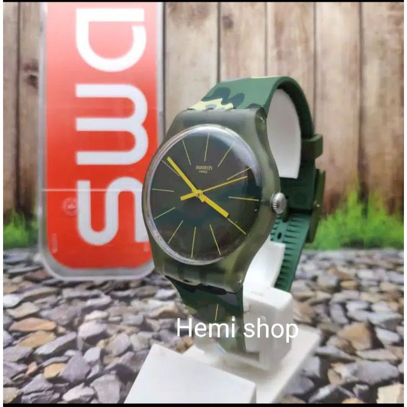 Jam Tangan Pria SWATCH analog Strap Karet SUOG115 CAMOUFOREST Original