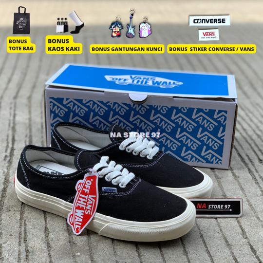 sepatu vans autentic vault black white premium quality Sneakers pria dan wanita