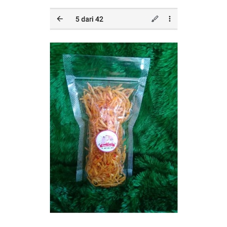 

keripik kentang mustofa