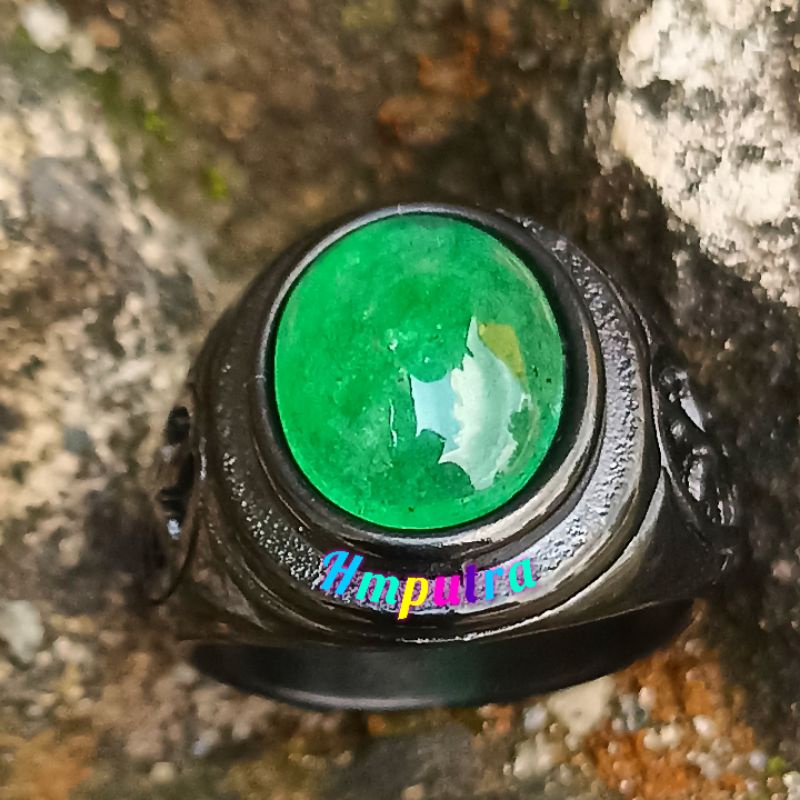 NATURAL QUARTZITE QUARTZ + MEMO LAB