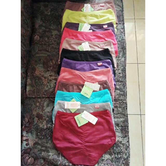 Celana Dalam Yagelila XL 1/2 Lusin