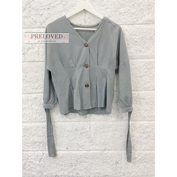 Preloved Atasan Oclo Official