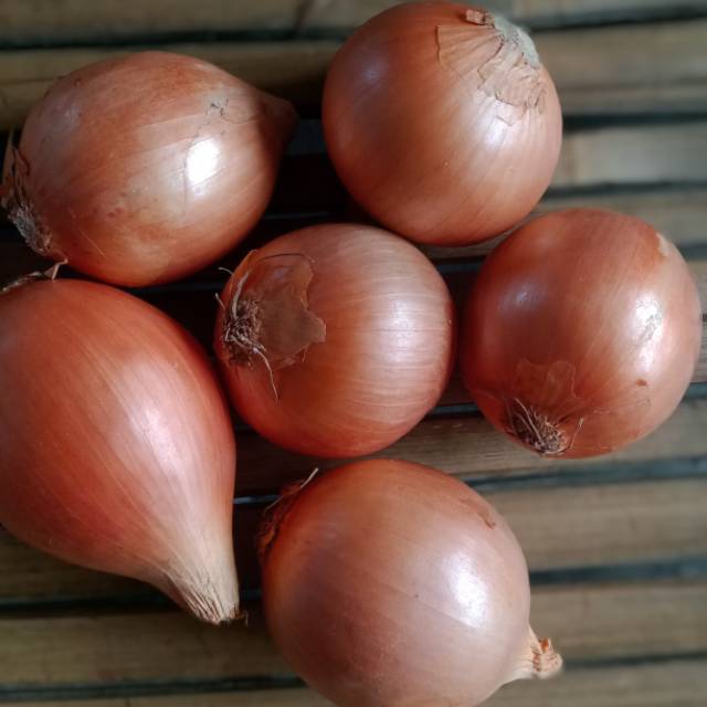 

Bawang Bombay