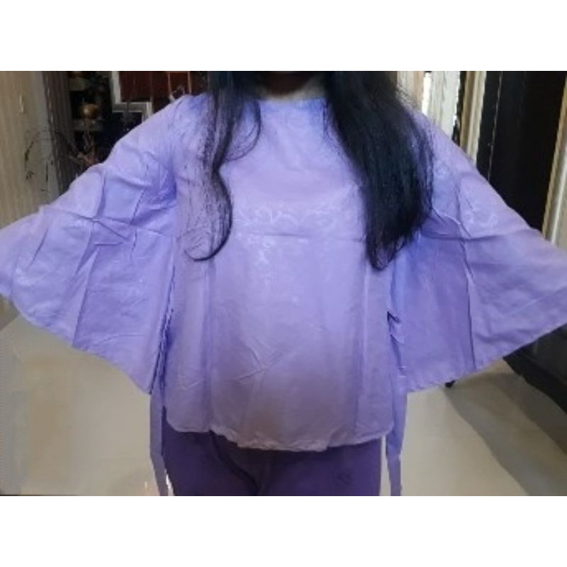 Cs PROMO ATASAN BLOUSE BAHAN EMBOSE PURPLE