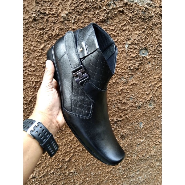 SEPATU BOOT KULIT ASLI UNTUK PRIA