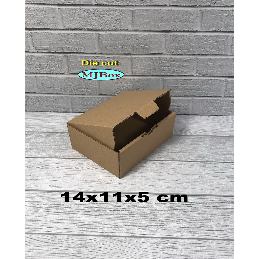 

kardus Uk. 14x11x5..............Kardus karton box Pizza