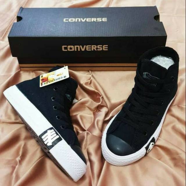 Sepatu Anak Converse Tinggi Hitam All Star Kasual Sepatu Anak Laki Laki Perempuan Sekolah